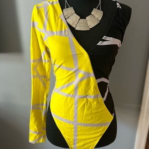 One sleeved SWIMSUIT